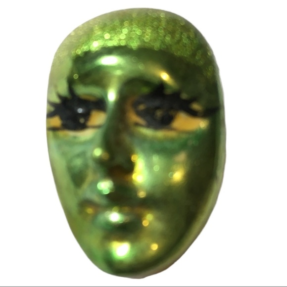 VINTAGE Green Mask brooch pin - Picture 4 of 7